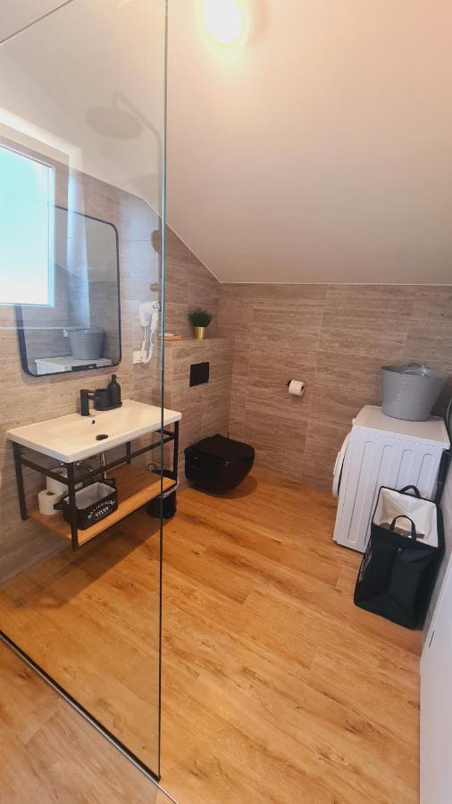 Apartments Nina Rab Town Luaran gambar