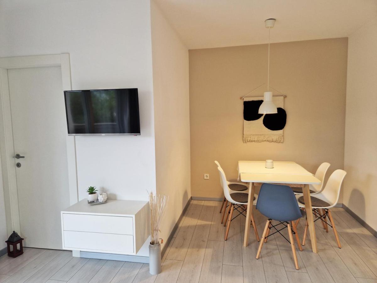 Apartments Nina Rab Town Luaran gambar
