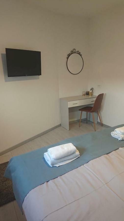 Apartments Nina Rab Town Luaran gambar